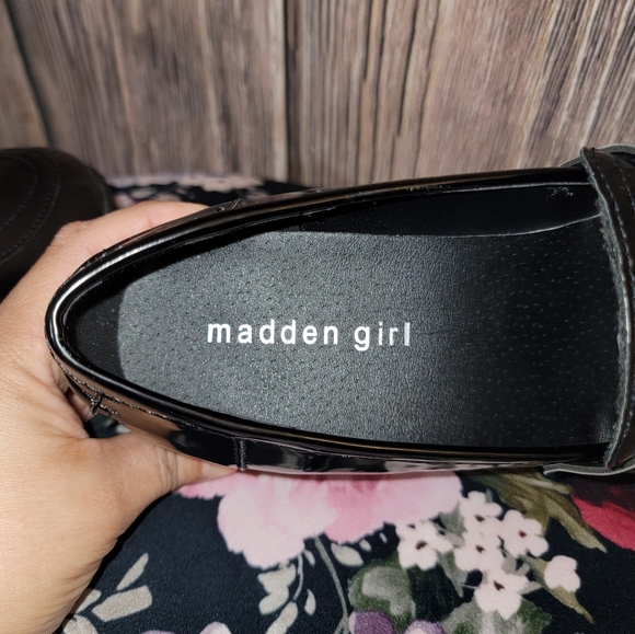 Steve Madden Loafers size 8 - Picture 3 of 9